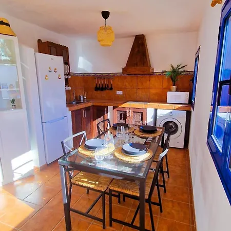 El Levante * Caleta de Sebo